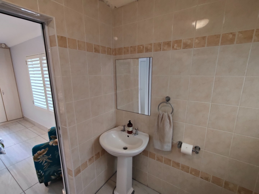 3 Bedroom Property for Sale in Jeffreys Bay Central Eastern Cape